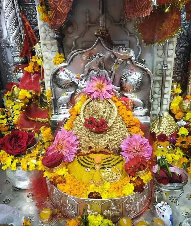 Shaktipeeth Kangra Bajreshwari Mata Mandir - श्री वज्रेश्वरी माता कांगड़ा देवी मंदिर