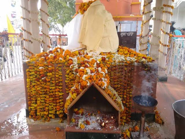 Shri Dada Mote Ji Aarti Bharthal dhaam - श्री दादा मोटे जी की आरती
